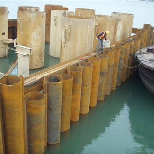 东莞钢护筒现场安装